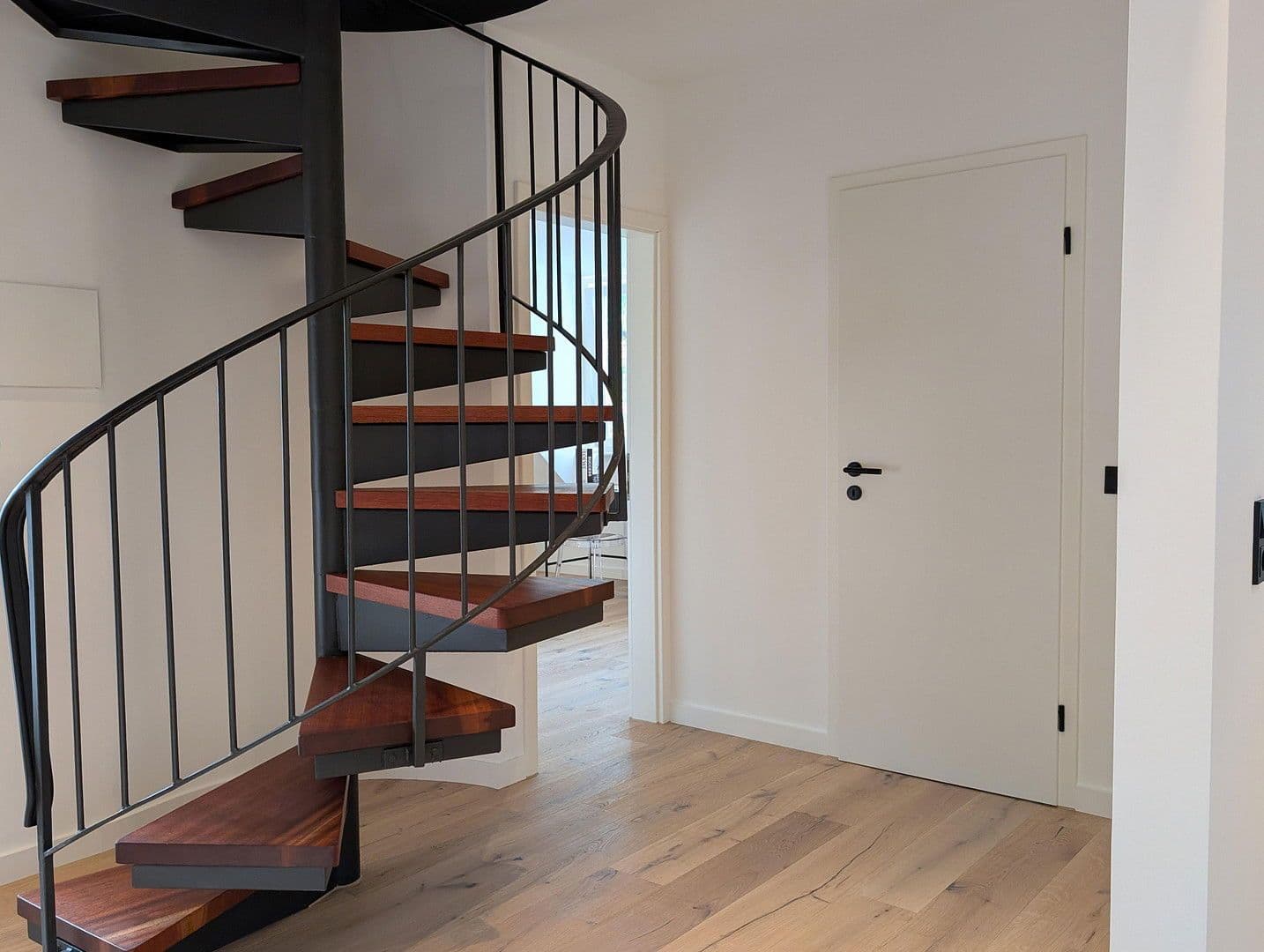 Prodej bytu 3+1 98 m², Hamburg, Hamburg Prodej bytu 3+1 98 m², Hamburg, Hamburg