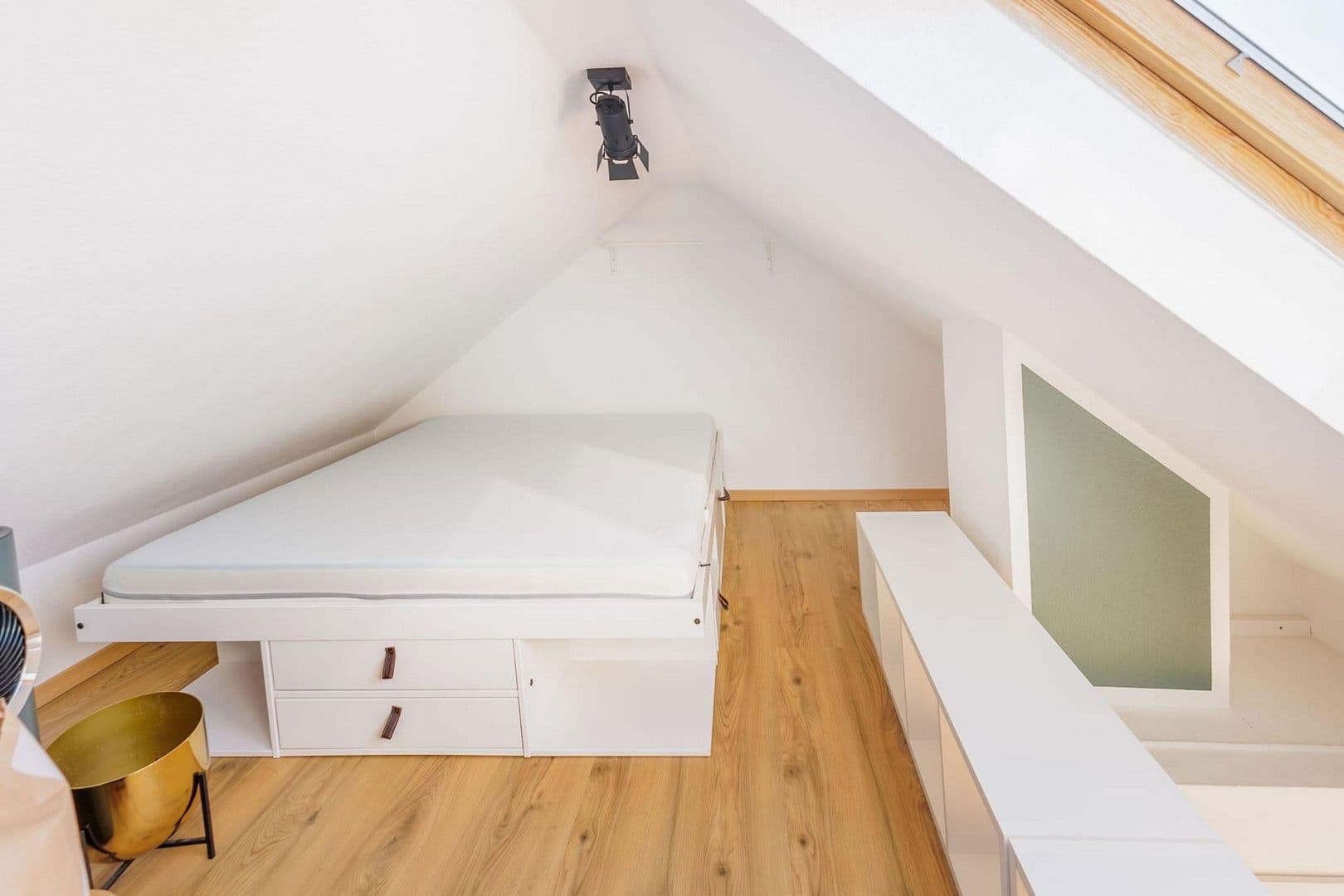 Pronájem bytu 1+1 60 m², Jahnstraße, 18, Nürnberg, Bavorsko Pronájem bytu 1+1 60 m², Jahnstraße, 18, Nürnberg, Bavorsko