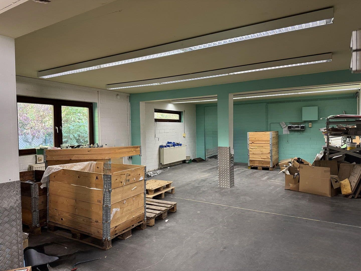 Prodej nebytového prostoru 2.000 m², Sarstedt, Dolní Sasko Prodej nebytového prostoru 2.000 m², Sarstedt, Dolní Sasko