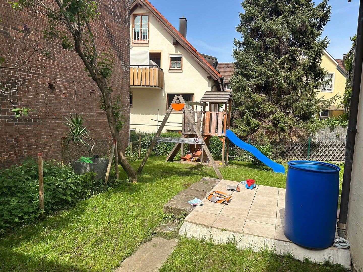 Pronájem bytu 3+kk 127 m², Strümpfelbacher Str. 7a, Stuttgart, Bádensko-Württembersko Pronájem bytu 3+kk 127 m², Strümpfelbacher Str. 7a, Stuttgart, Bádensko-Württembersko