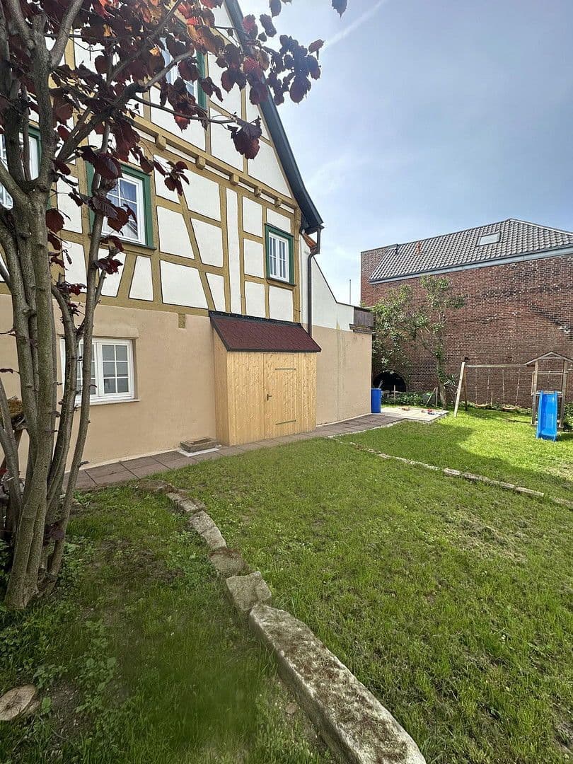 Pronájem bytu 3+kk 127 m², Strümpfelbacher Str. 7a, Stuttgart, Bádensko-Württembersko Pronájem bytu 3+kk 127 m², Strümpfelbacher Str. 7a, Stuttgart, Bádensko-Württembersko