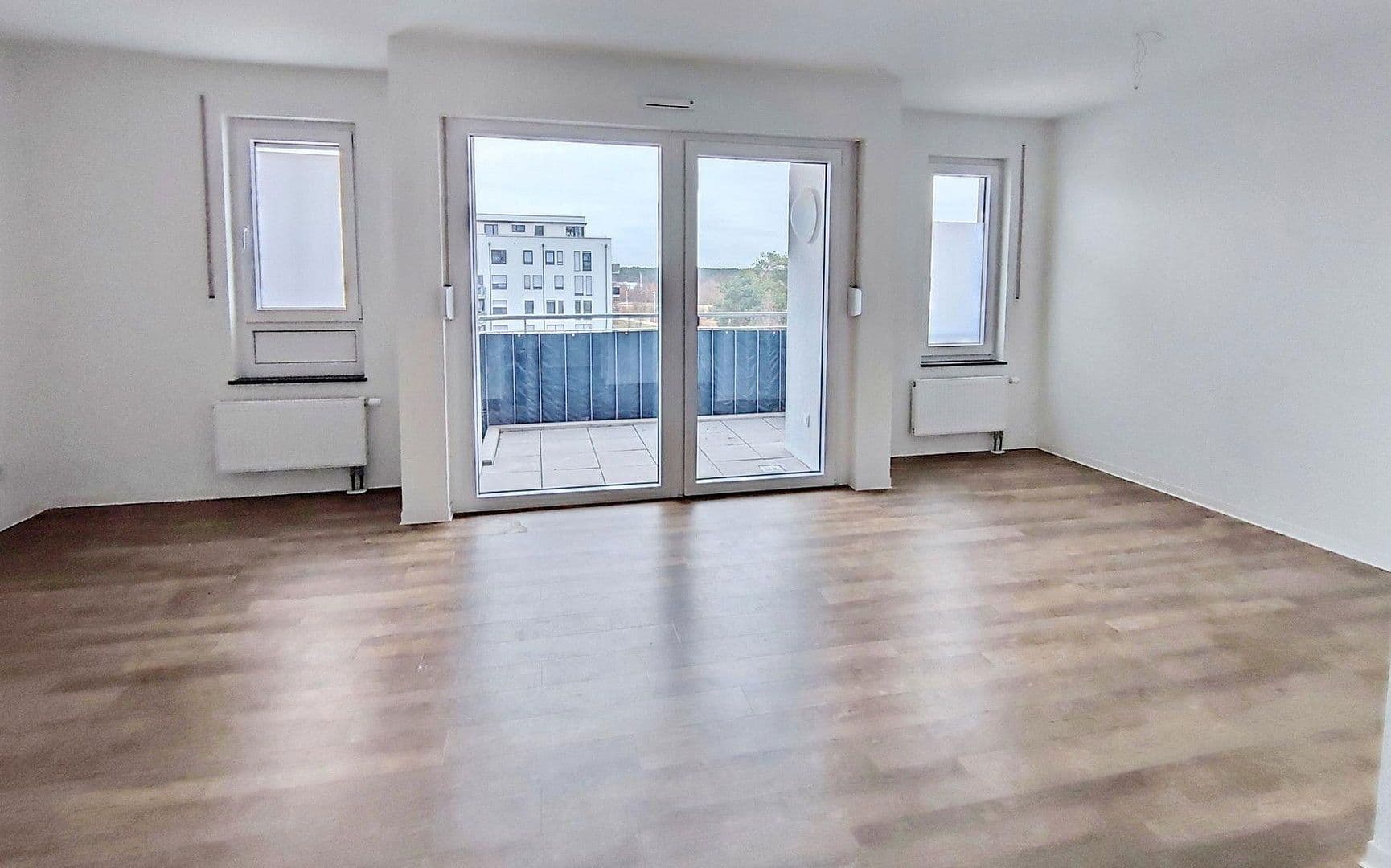 Pronájem bytu 3+1 75 m², Aristide-Briand-Str. 6, Herzogenaurach, Bavorsko Pronájem bytu 3+1 75 m², Aristide-Briand-Str. 6, Herzogenaurach, Bavorsko