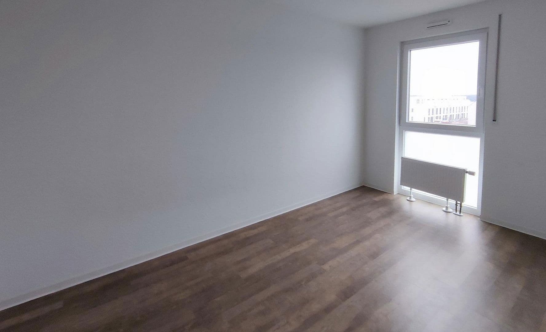 Pronájem bytu 3+1 75 m², Aristide-Briand-Str. 6, Herzogenaurach, Bavorsko Pronájem bytu 3+1 75 m², Aristide-Briand-Str. 6, Herzogenaurach, Bavorsko