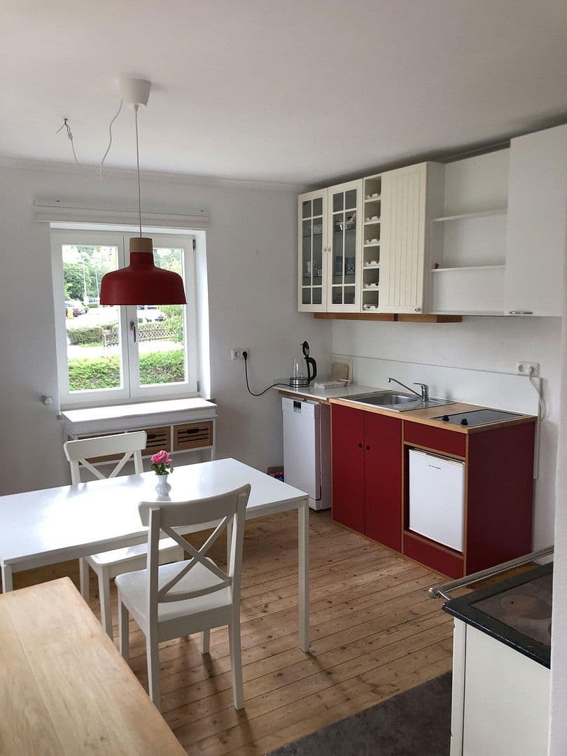 Pronájem bytu 3+1 70 m², Schondorf, Bavorsko Pronájem bytu 3+1 70 m², Schondorf, Bavorsko