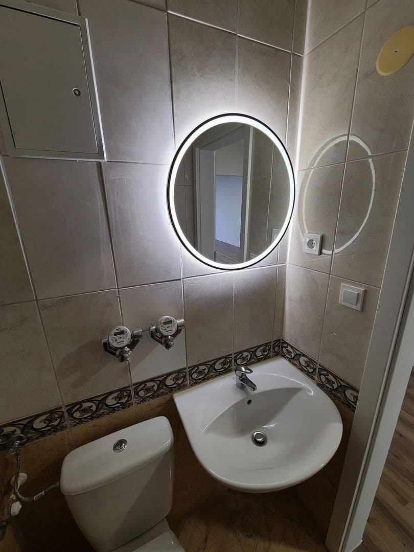 Pronájem bytu 3+1 106 m², Alzeyer Str. 1, Frankfurt, Hessen Pronájem bytu 3+1 106 m², Alzeyer Str. 1, Frankfurt, Hessen