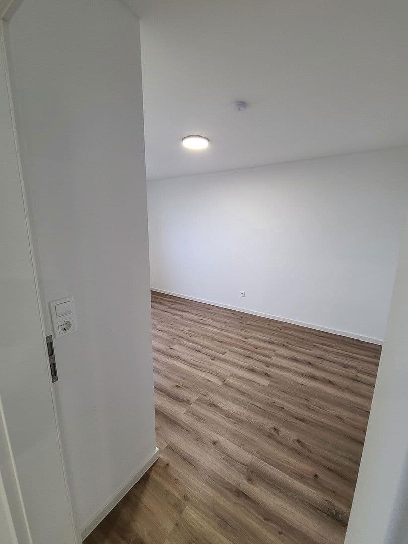 Pronájem bytu 3+1 106 m², Alzeyer Str. 1, Frankfurt, Hessen Pronájem bytu 3+1 106 m², Alzeyer Str. 1, Frankfurt, Hessen