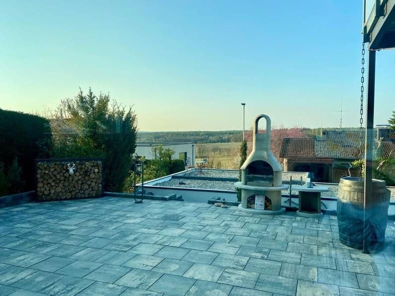 Prodej domu 155 m², pozemek 969 m², Dachsbach, Bavorsko Prodej domu 155 m², pozemek 969 m², Dachsbach, Bavorsko