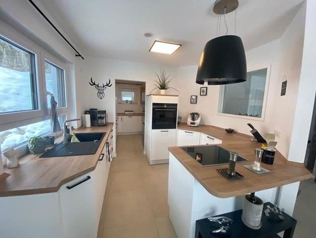 Prodej domu 155 m², pozemek 969 m², Dachsbach, Bavorsko Prodej domu 155 m², pozemek 969 m², Dachsbach, Bavorsko