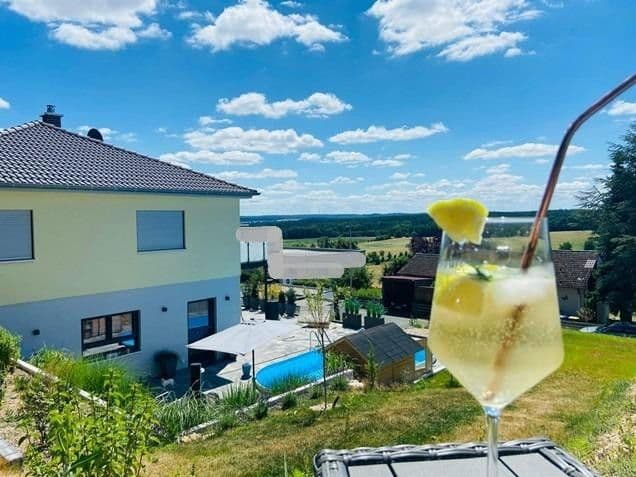 Prodej domu 155 m², pozemek 969 m², Dachsbach, Bavorsko Prodej domu 155 m², pozemek 969 m², Dachsbach, Bavorsko