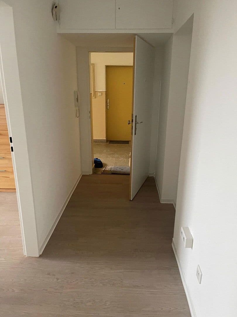 Pronájem bytu 2+1 57 m², Ludwigshafen, Porýní-Falc Pronájem bytu 2+1 57 m², Ludwigshafen, Porýní-Falc
