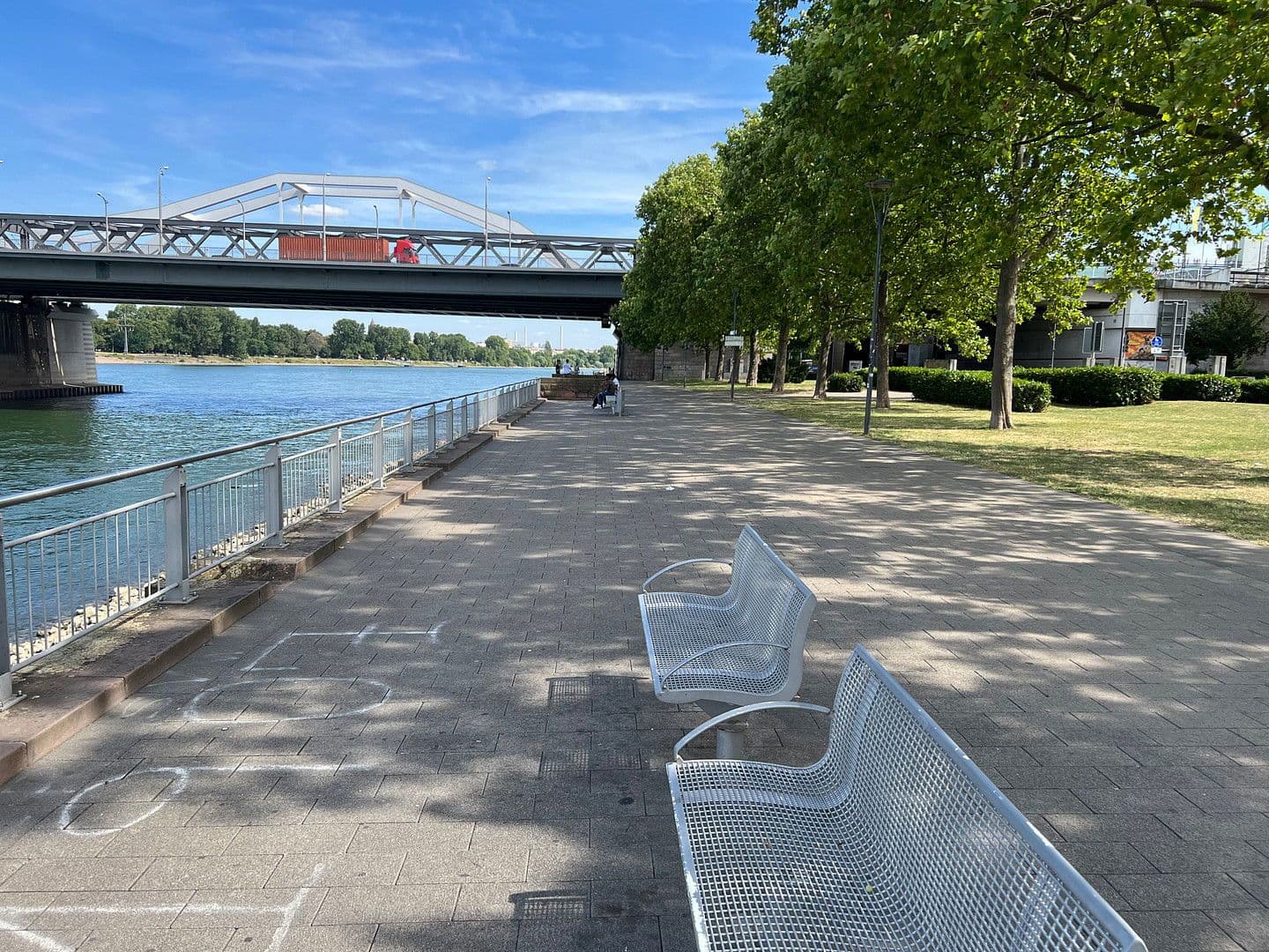 Pronájem bytu 2+1 57 m², Ludwigshafen, Porýní-Falc Pronájem bytu 2+1 57 m², Ludwigshafen, Porýní-Falc