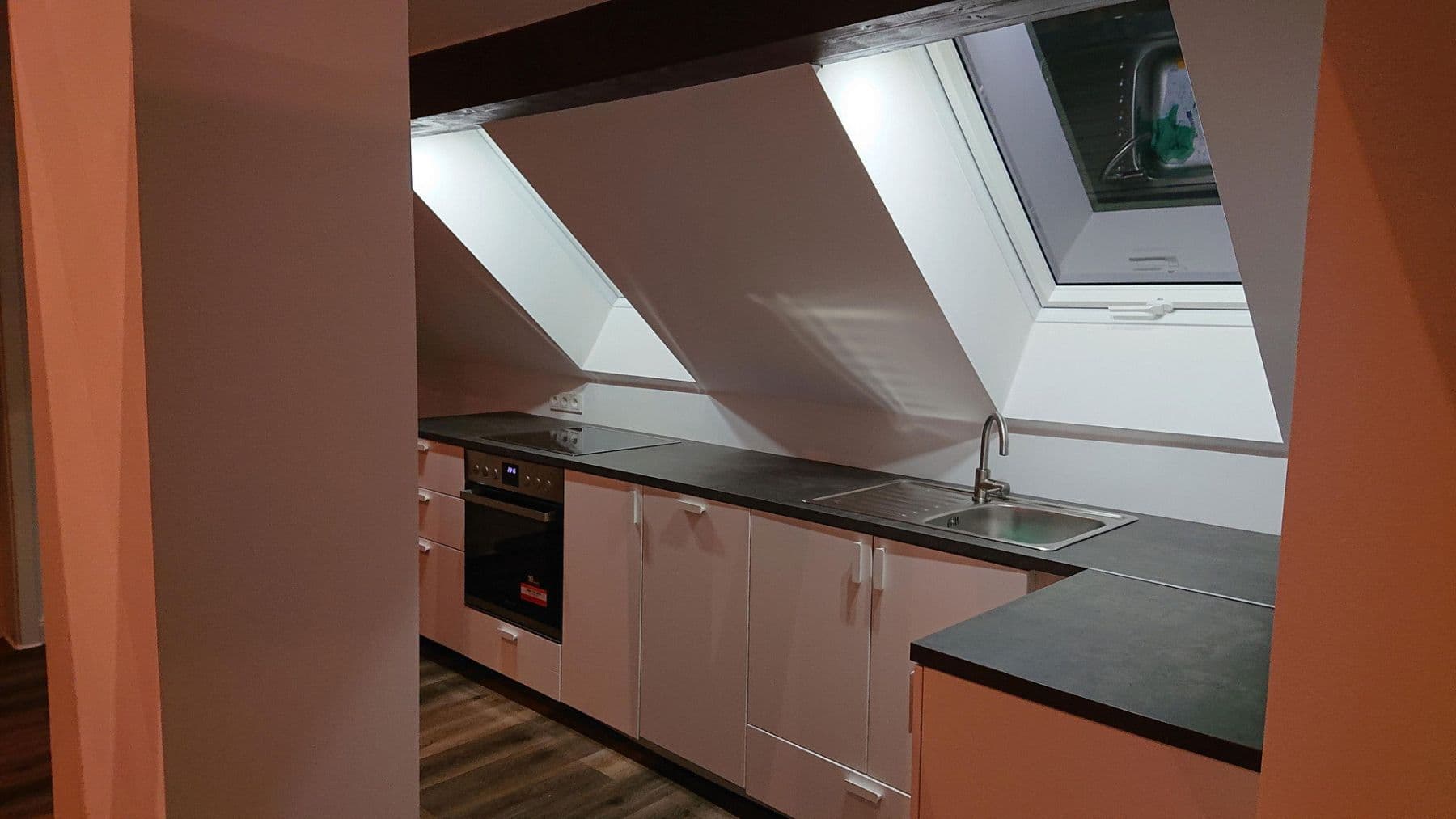 Pronájem bytu 3+1 60 m², Lange Straße 35, Nordenham, Dolní Sasko Pronájem bytu 3+1 60 m², Lange Straße 35, Nordenham, Dolní Sasko