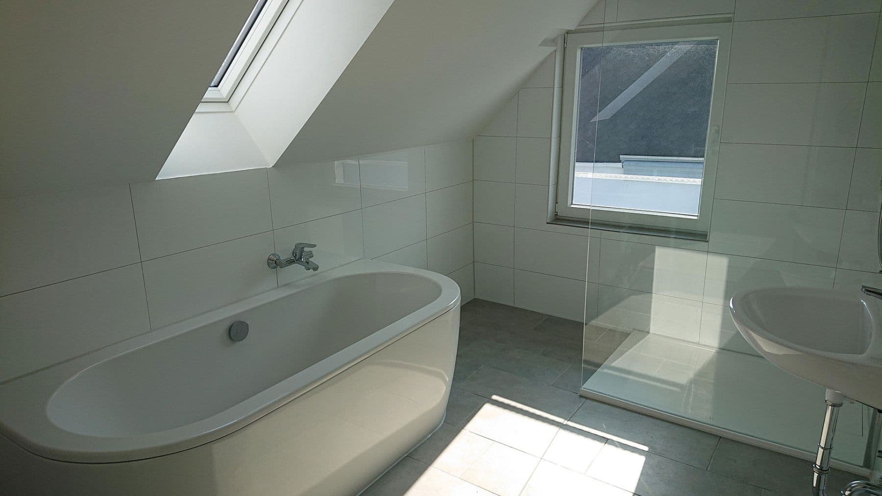 Pronájem bytu 3+1 60 m², Lange Straße 35, Nordenham, Dolní Sasko Pronájem bytu 3+1 60 m², Lange Straße 35, Nordenham, Dolní Sasko