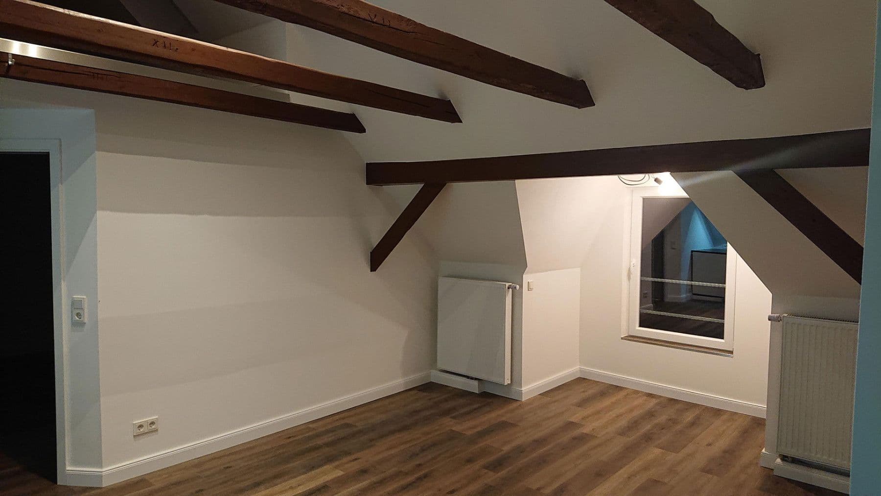 Pronájem bytu 3+1 60 m², Lange Straße 35, Nordenham, Dolní Sasko Pronájem bytu 3+1 60 m², Lange Straße 35, Nordenham, Dolní Sasko