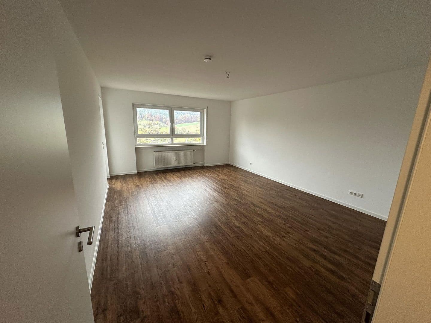 Pronájem bytu 3+1 107 m², Laudenbach, Bavorsko Pronájem bytu 3+1 107 m², Laudenbach, Bavorsko