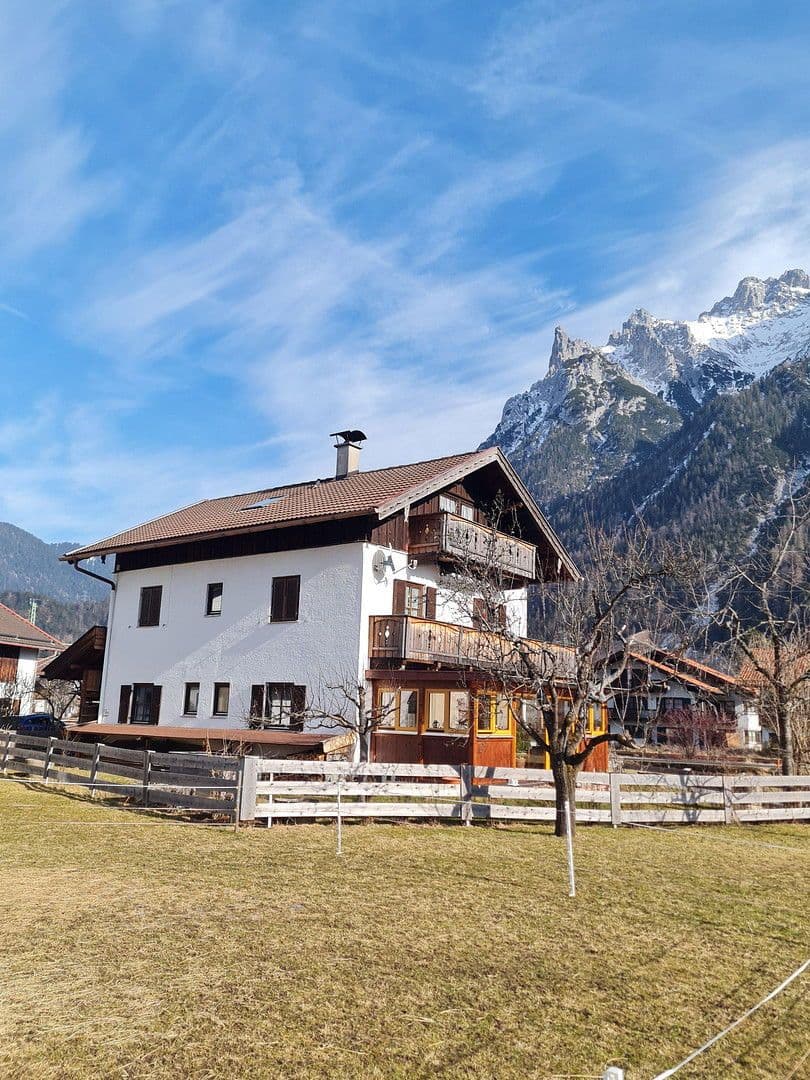 Prodej domu 203 m², pozemek 466 m², Mittenwald, Bavorsko Prodej domu 203 m², pozemek 466 m², Mittenwald, Bavorsko