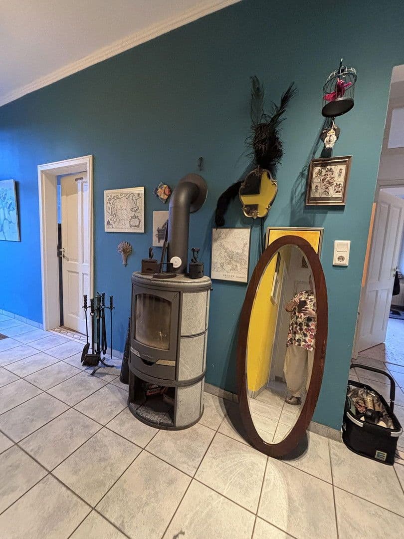 Prodej domu 160 m², pozemek 3.500 m², St. Georgiwold 28, Weener, Dolní Sasko Prodej domu 160 m², pozemek 3.500 m², St. Georgiwold 28, Weener, Dolní Sasko