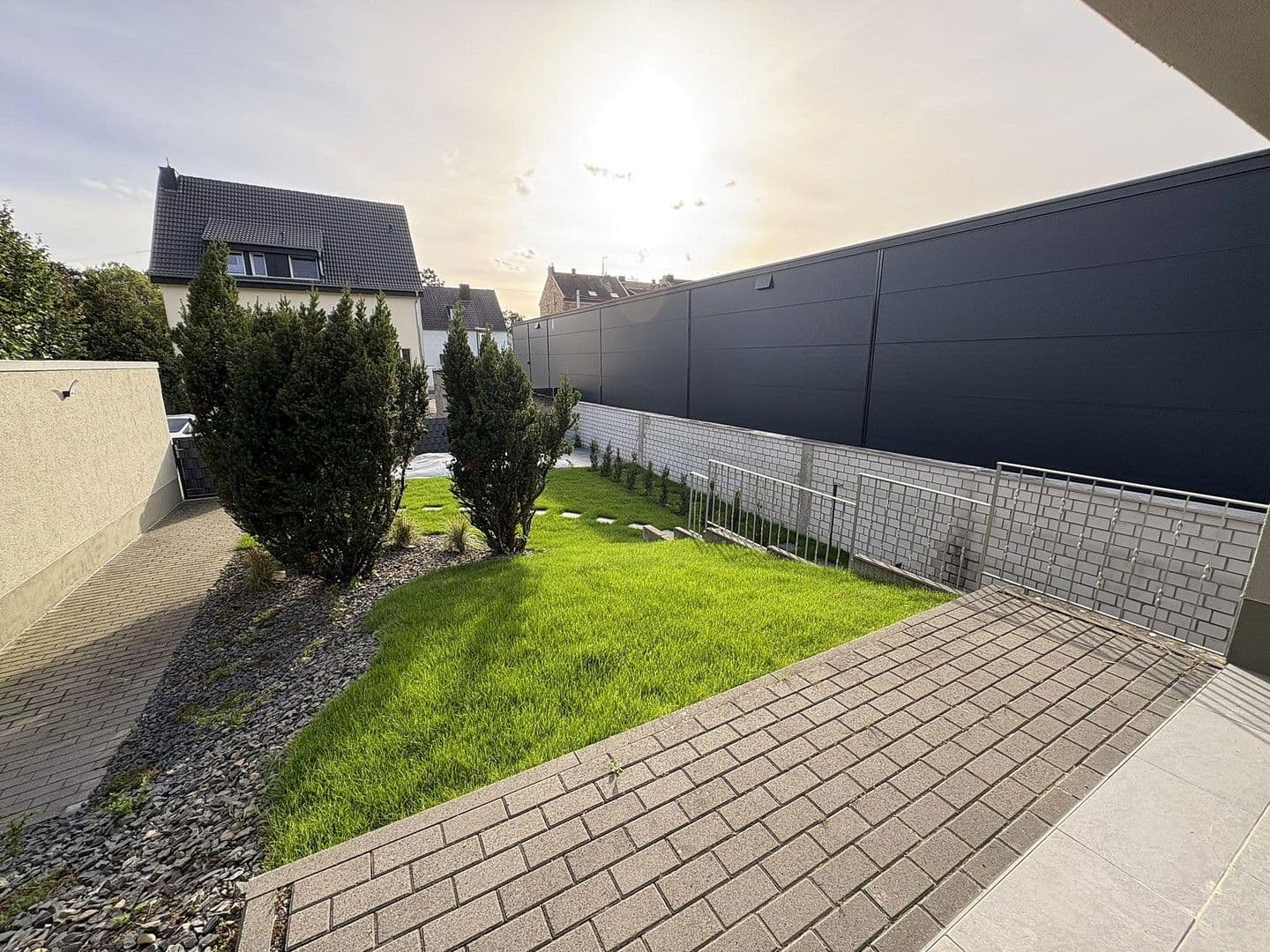 Pronájem bytu 4+1 108 m², Luisenstraße 121a, Siegburg, Severní Porýní-Vestfálsko Pronájem bytu 4+1 108 m², Luisenstraße 121a, Siegburg, Severní Porýní-Vestfálsko