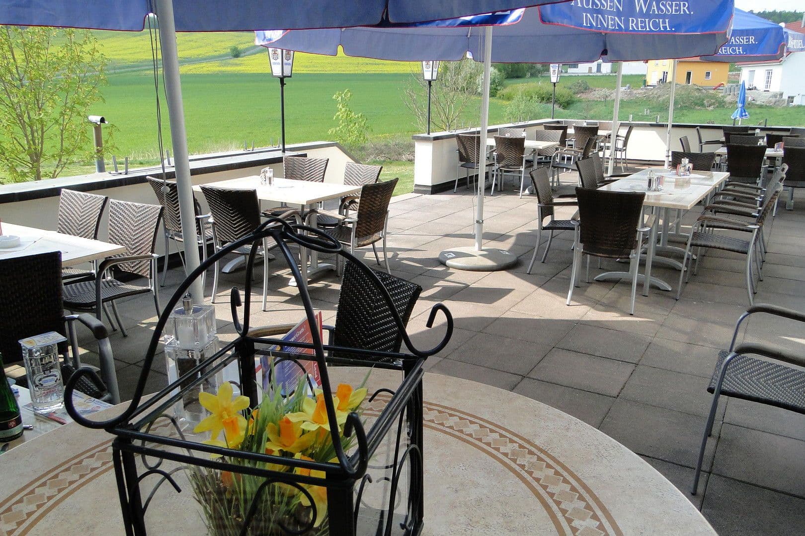 Prodej domu 1.691 m², pozemek 4.041 m², Zum weißen Kreuz 20, Oberthulba, Bavorsko Prodej domu 1.691 m², pozemek 4.041 m², Zum weißen Kreuz 20, Oberthulba, Bavorsko