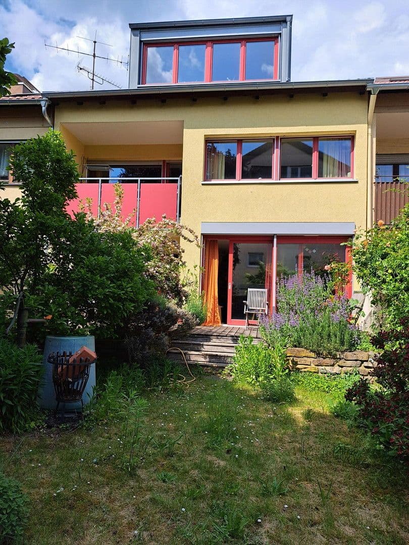 Prodej domu 160 m², pozemek 227 m², Stutensee, Bádensko-Württembersko Prodej domu 160 m², pozemek 227 m², Stutensee, Bádensko-Württembersko