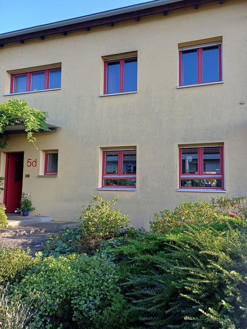 Prodej domu 160 m², pozemek 227 m², Stutensee, Bádensko-Württembersko Prodej domu 160 m², pozemek 227 m², Stutensee, Bádensko-Württembersko