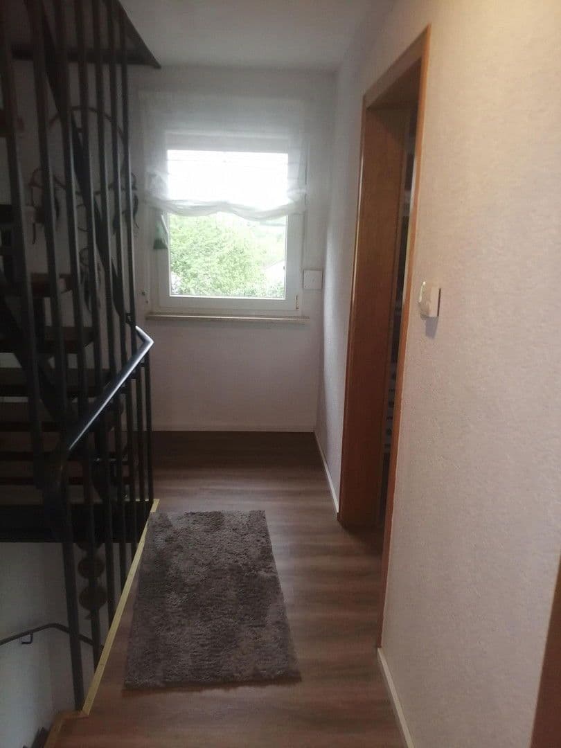 Prodej domu 132 m², pozemek 271 m², Dorfstr. 20, Limbach, Bádensko-Württembersko Prodej domu 132 m², pozemek 271 m², Dorfstr. 20, Limbach, Bádensko-Württembersko