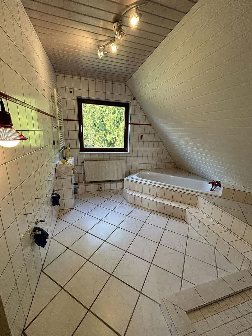 Prodej domu 156 m², pozemek 896 m², Molkerie Barg 4, Lohmen, Mecklenburg-Vorpommern Prodej domu 156 m², pozemek 896 m², Molkerie Barg 4, Lohmen, Mecklenburg-Vorpommern