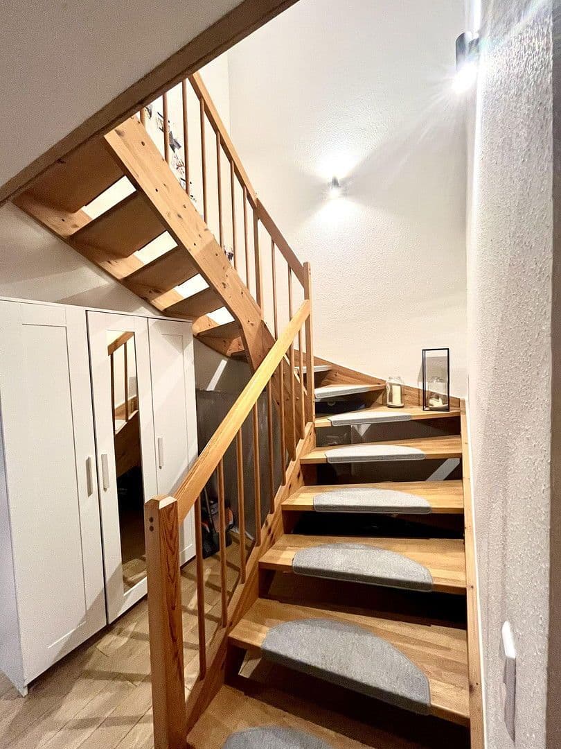 Prodej domu 131 m², pozemek 251 m², Angelbachtal, Bádensko-Württembersko Prodej domu 131 m², pozemek 251 m², Angelbachtal, Bádensko-Württembersko