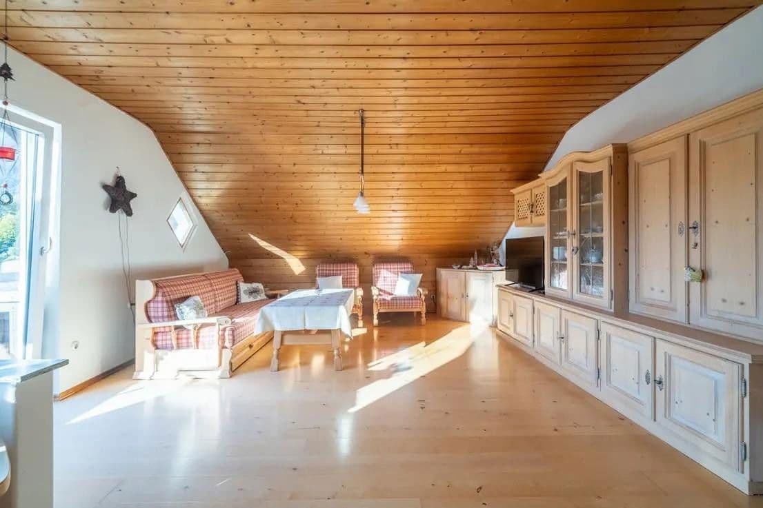 Prodej domu 279 m², pozemek 1.222 m², Grainau, Bavorsko Prodej domu 279 m², pozemek 1.222 m², Grainau, Bavorsko