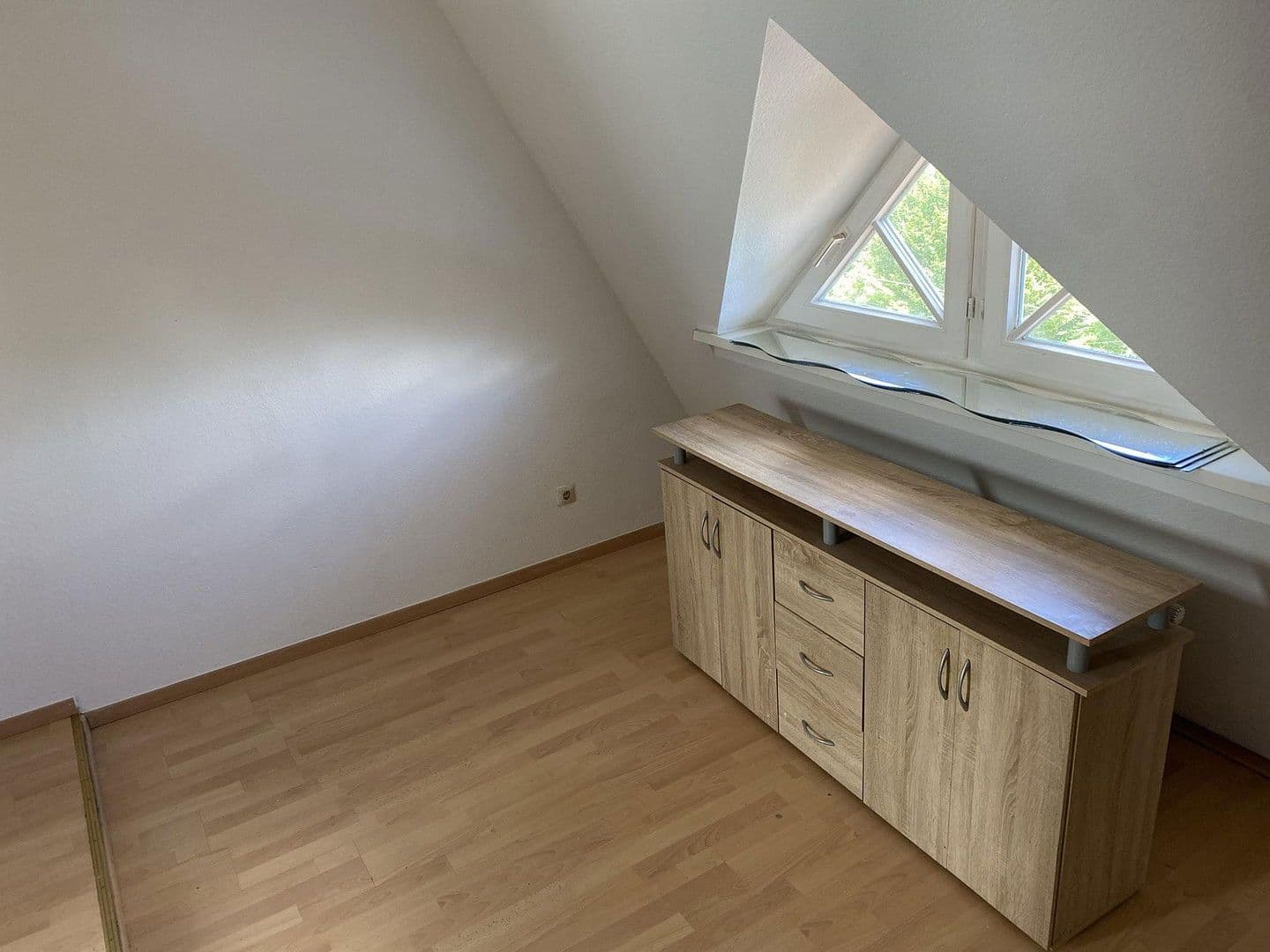 Pronájem bytu 1+kk 23 m², Pforzheim, Bádensko-Württembersko Pronájem bytu 1+kk 23 m², Pforzheim, Bádensko-Württembersko