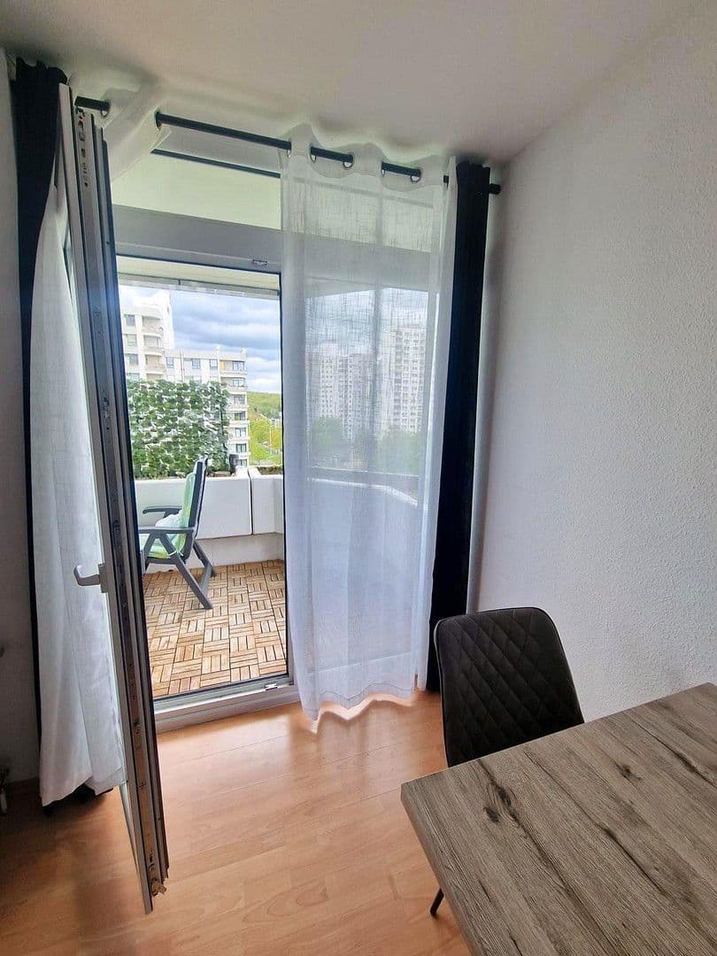 Pronájem bytu 3+1 90 m², Darmstadt, Hessen Pronájem bytu 3+1 90 m², Darmstadt, Hessen