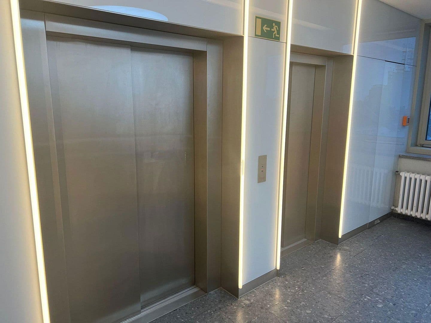 Pronájem kanceláře 100 m², Huyssenallee 82, Essen, Severní Porýní-Vestfálsko Pronájem kanceláře 100 m², Huyssenallee 82, Essen, Severní Porýní-Vestfálsko