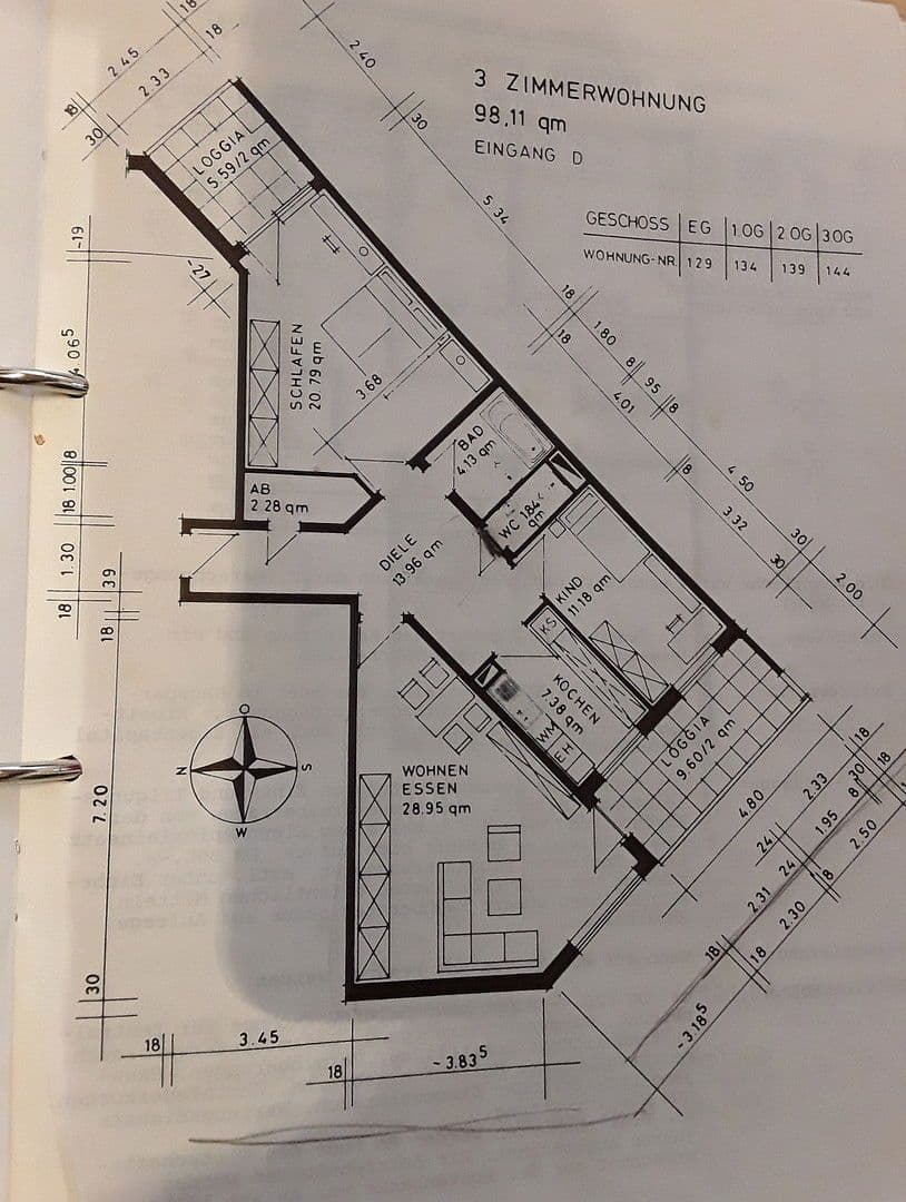 Pronájem bytu 3+1 99 m², Schwetzinger Str. 90B, Hockenheim, Bádensko-Württembersko Pronájem bytu 3+1 99 m², Schwetzinger Str. 90B, Hockenheim, Bádensko-Württembersko