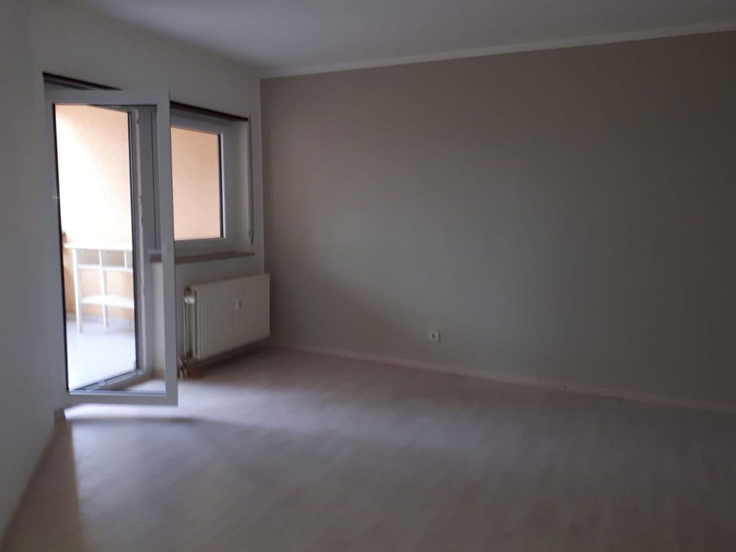 Pronájem bytu 3+1 99 m², Schwetzinger Str. 90B, Hockenheim, Bádensko-Württembersko Pronájem bytu 3+1 99 m², Schwetzinger Str. 90B, Hockenheim, Bádensko-Württembersko