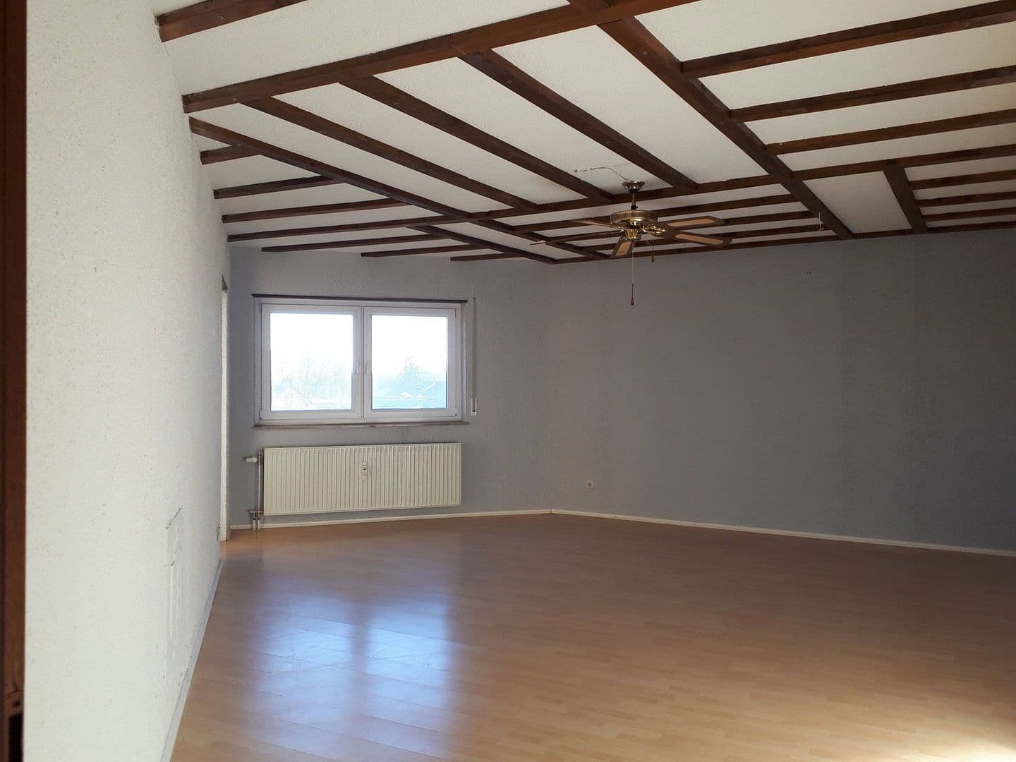 Pronájem bytu 3+1 99 m², Schwetzinger Str. 90B, Hockenheim, Bádensko-Württembersko Pronájem bytu 3+1 99 m², Schwetzinger Str. 90B, Hockenheim, Bádensko-Württembersko