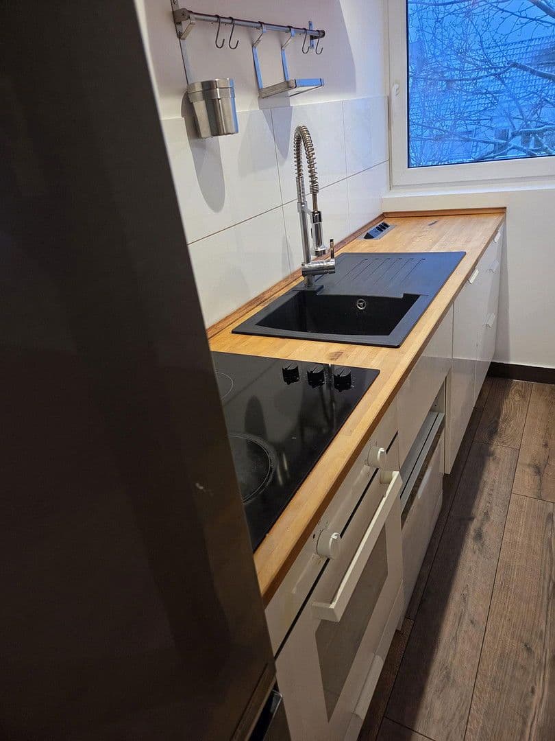 Pronájem bytu 2+1 65 m², Geldorpstrasse 4, Köln, Severní Porýní-Vestfálsko Pronájem bytu 2+1 65 m², Geldorpstrasse 4, Köln, Severní Porýní-Vestfálsko