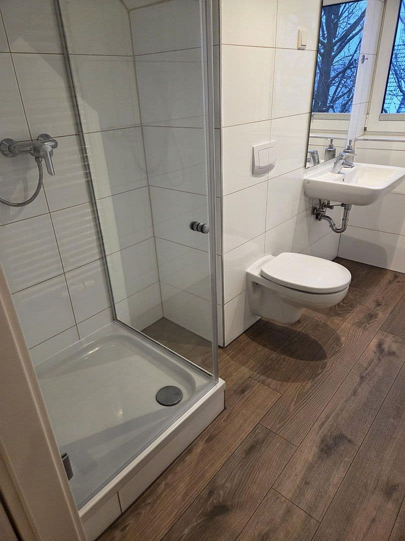 Pronájem bytu 2+1 65 m², Geldorpstrasse 4, Köln, Severní Porýní-Vestfálsko Pronájem bytu 2+1 65 m², Geldorpstrasse 4, Köln, Severní Porýní-Vestfálsko