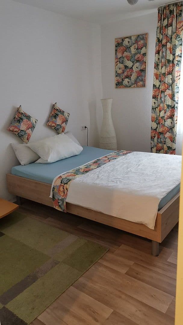 Pronájem bytu 2+kk 65 m², Ludwigshafen, Porýní-Falc Pronájem bytu 2+kk 65 m², Ludwigshafen, Porýní-Falc