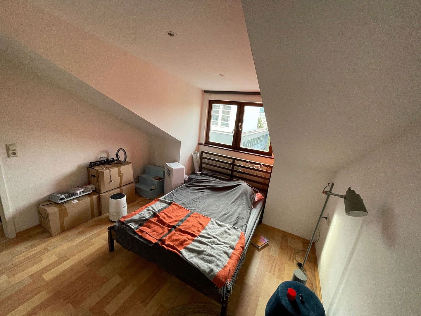 Pronájem bytu 2+1 53 m², Lindenspürstr. 44, Stuttgart, Bádensko-Württembersko Pronájem bytu 2+1 53 m², Lindenspürstr. 44, Stuttgart, Bádensko-Württembersko
