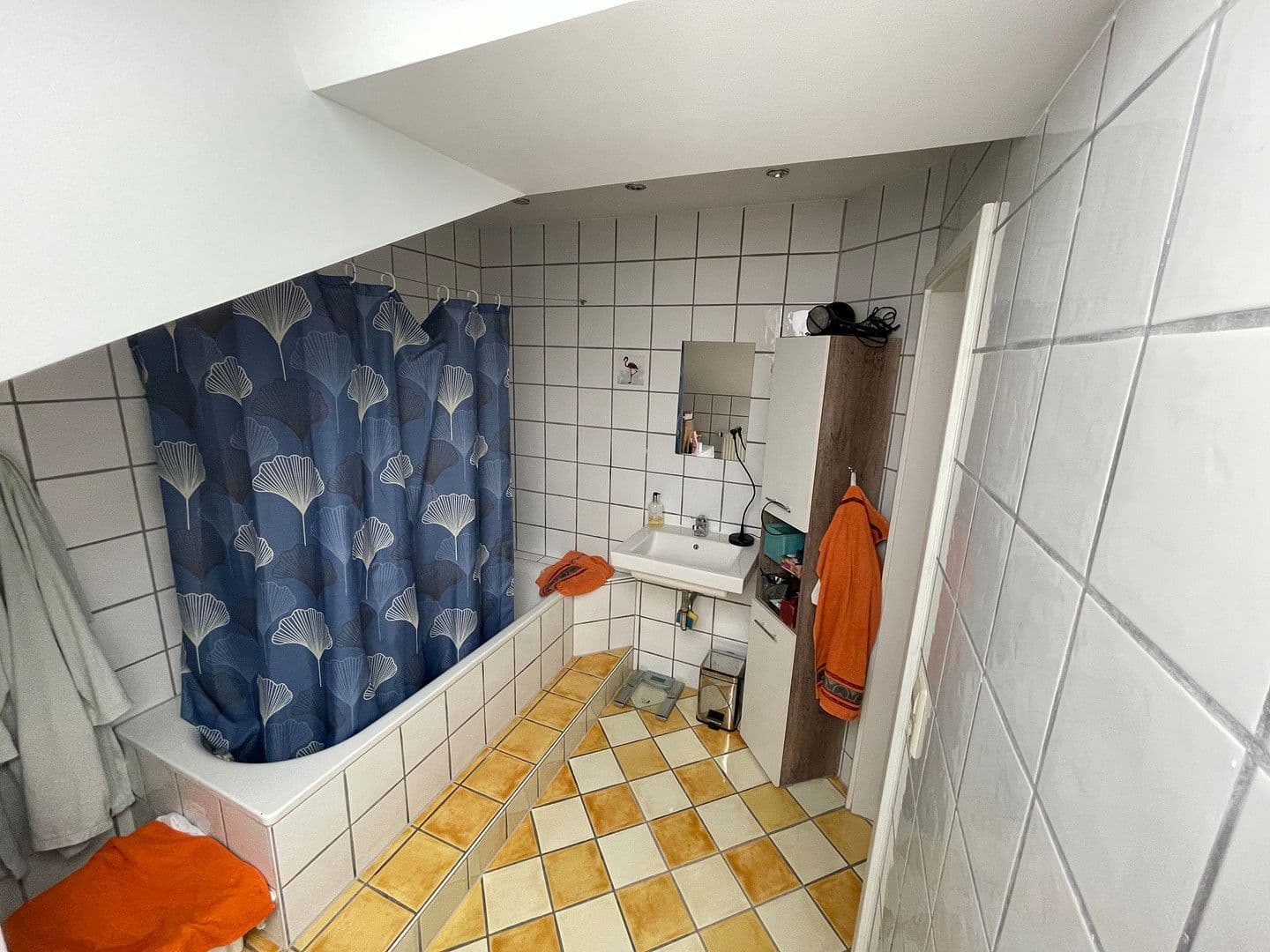 Pronájem bytu 2+1 53 m², Lindenspürstr. 44, Stuttgart, Bádensko-Württembersko Pronájem bytu 2+1 53 m², Lindenspürstr. 44, Stuttgart, Bádensko-Württembersko