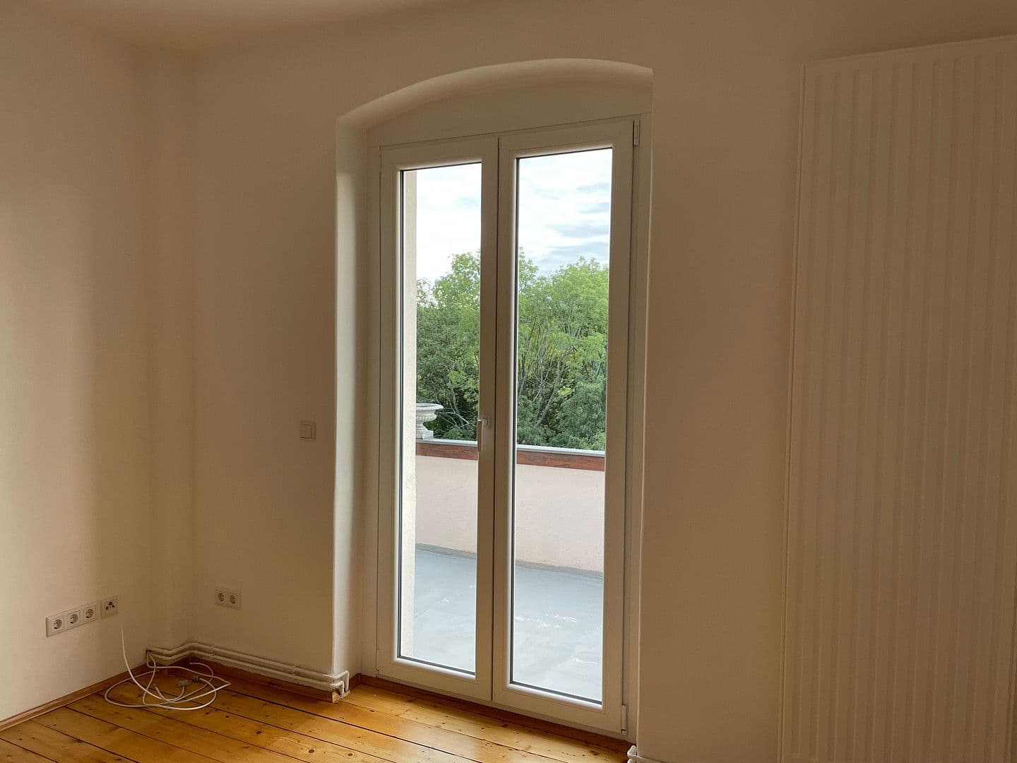 Pronájem bytu 3+1 85 m², Fördergersdorfer Str. 12 - Zufahrt Bergstraße 21, Tharandt, Sasko Pronájem bytu 3+1 85 m², Fördergersdorfer Str. 12 - Zufahrt Bergstraße 21, Tharandt, Sasko