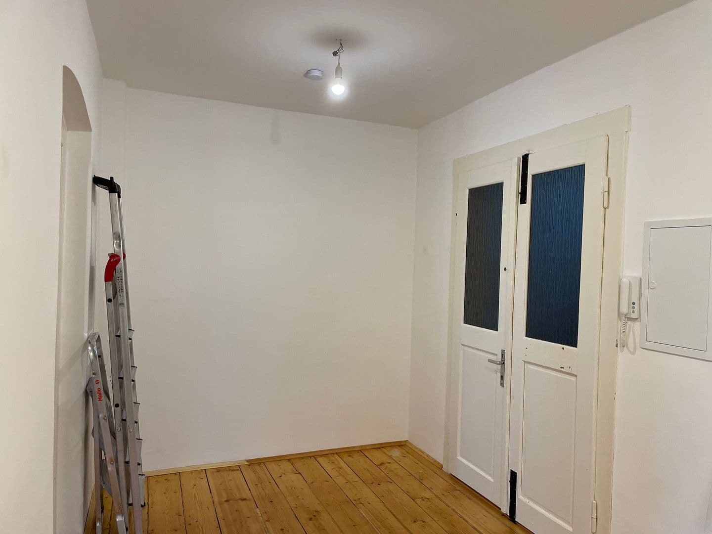 Pronájem bytu 3+1 85 m², Fördergersdorfer Str. 12 - Zufahrt Bergstraße 21, Tharandt, Sasko Pronájem bytu 3+1 85 m², Fördergersdorfer Str. 12 - Zufahrt Bergstraße 21, Tharandt, Sasko