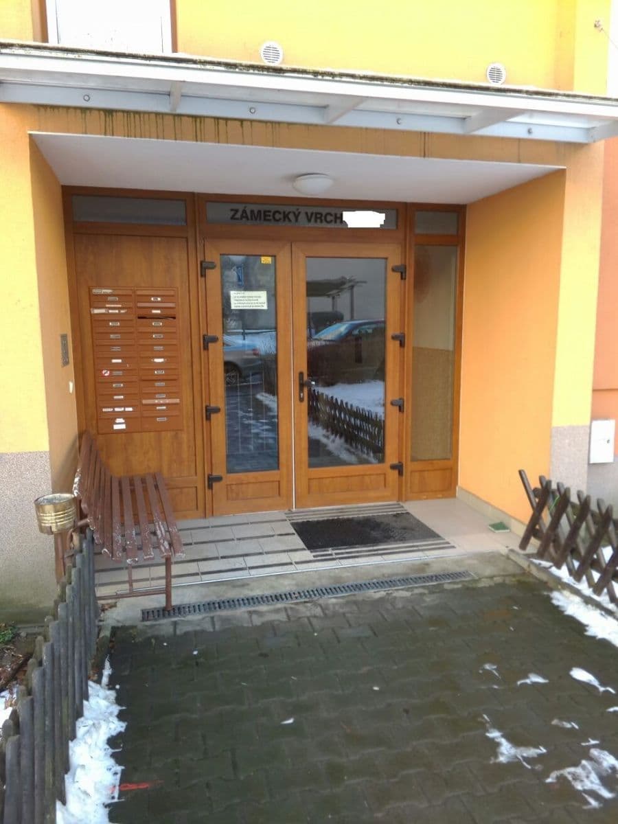 Prodej bytu 1+1 40 m², Zámecký vrch, Liberec, Liberecký kraj Prodej bytu 1+1 40 m², Zámecký vrch, Liberec, Liberecký kraj