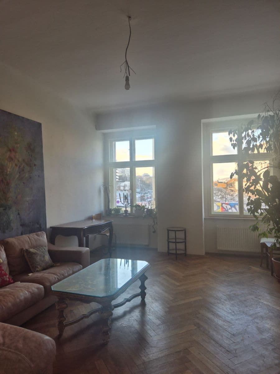 Prodej bytu 3+1 105 m², Seifertova, Praha, Praha Prodej bytu 3+1 105 m², Seifertova, Praha, Praha