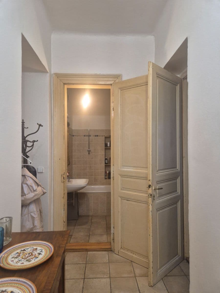 Prodej bytu 3+1 105 m², Seifertova, Praha, Praha Prodej bytu 3+1 105 m², Seifertova, Praha, Praha