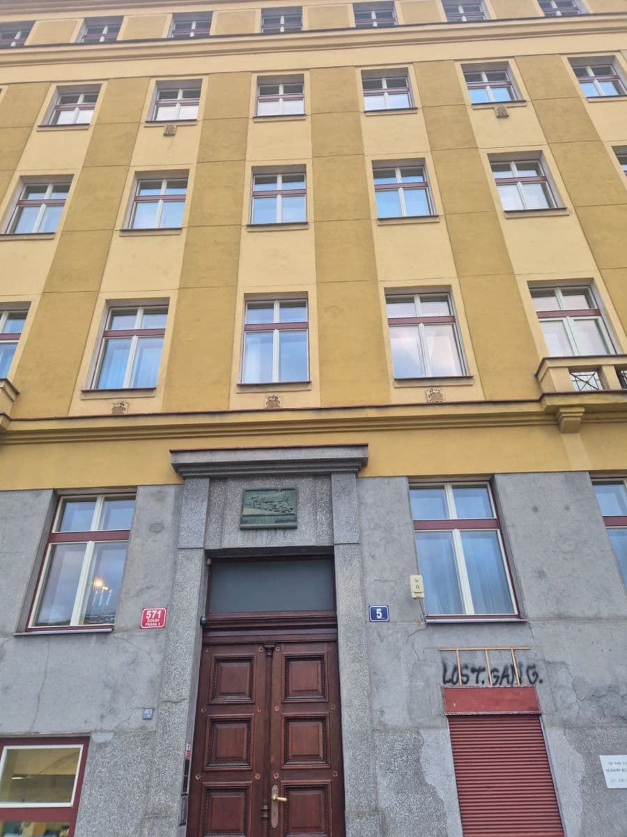 Prodej bytu 3+1 105 m², Seifertova, Praha, Praha Prodej bytu 3+1 105 m², Seifertova, Praha, Praha