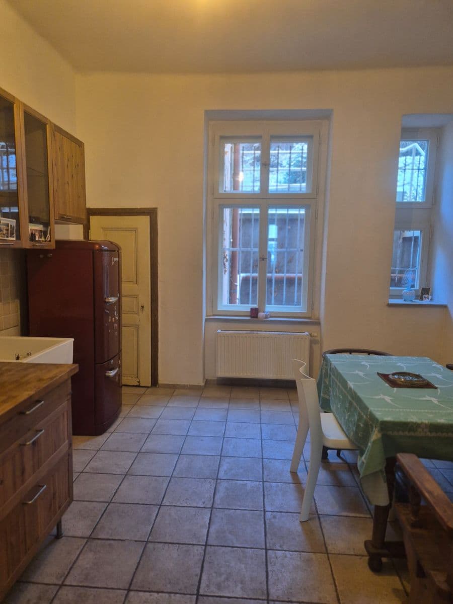 Prodej bytu 3+1 105 m², Seifertova, Praha, Praha Prodej bytu 3+1 105 m², Seifertova, Praha, Praha