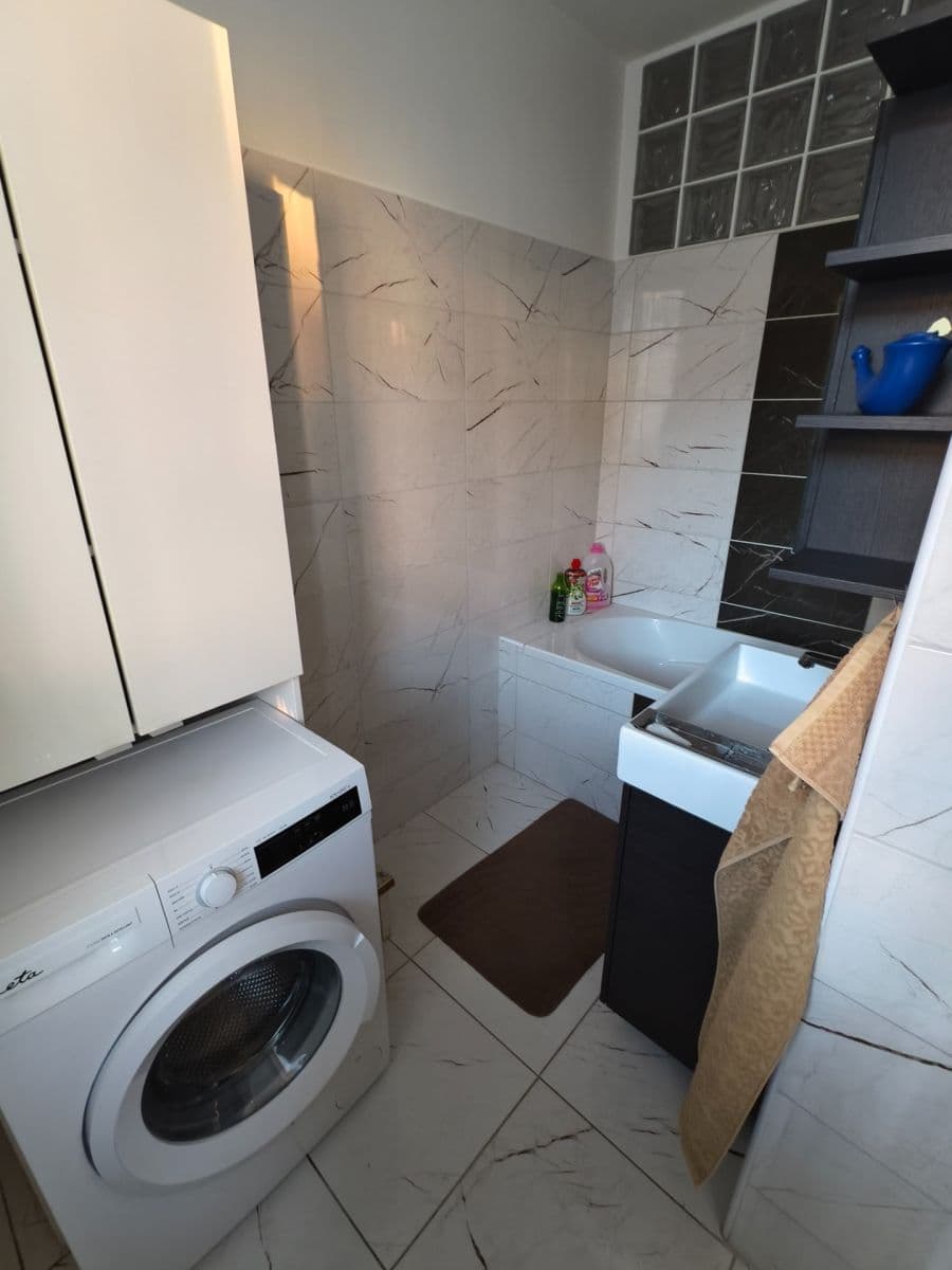 Prodej bytu 3+1 75 m², Husova, Náměšť nad Oslavou, Kraj Vysočina Prodej bytu 3+1 75 m², Husova, Náměšť nad Oslavou, Kraj Vysočina