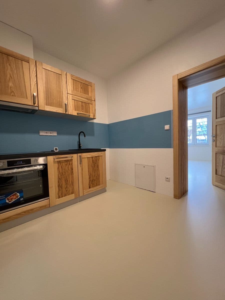 Pronájem bytu 1+1 35 m², U Opavice, Opava, Moravskoslezský kraj Pronájem bytu 1+1 35 m², U Opavice, Opava, Moravskoslezský kraj