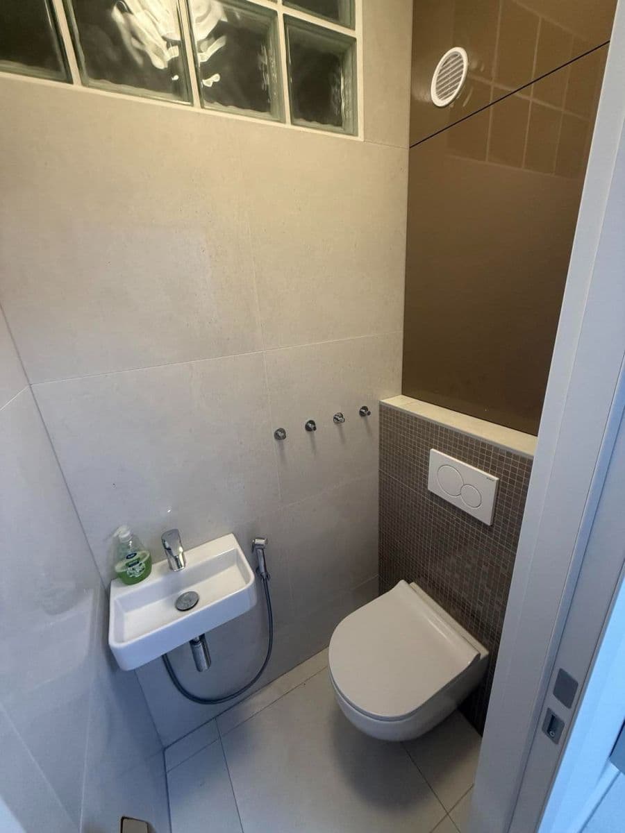 Pronájem bytu 3+1 82 m², Vejrostova, Brno, Jihomoravský kraj Pronájem bytu 3+1 82 m², Vejrostova, Brno, Jihomoravský kraj